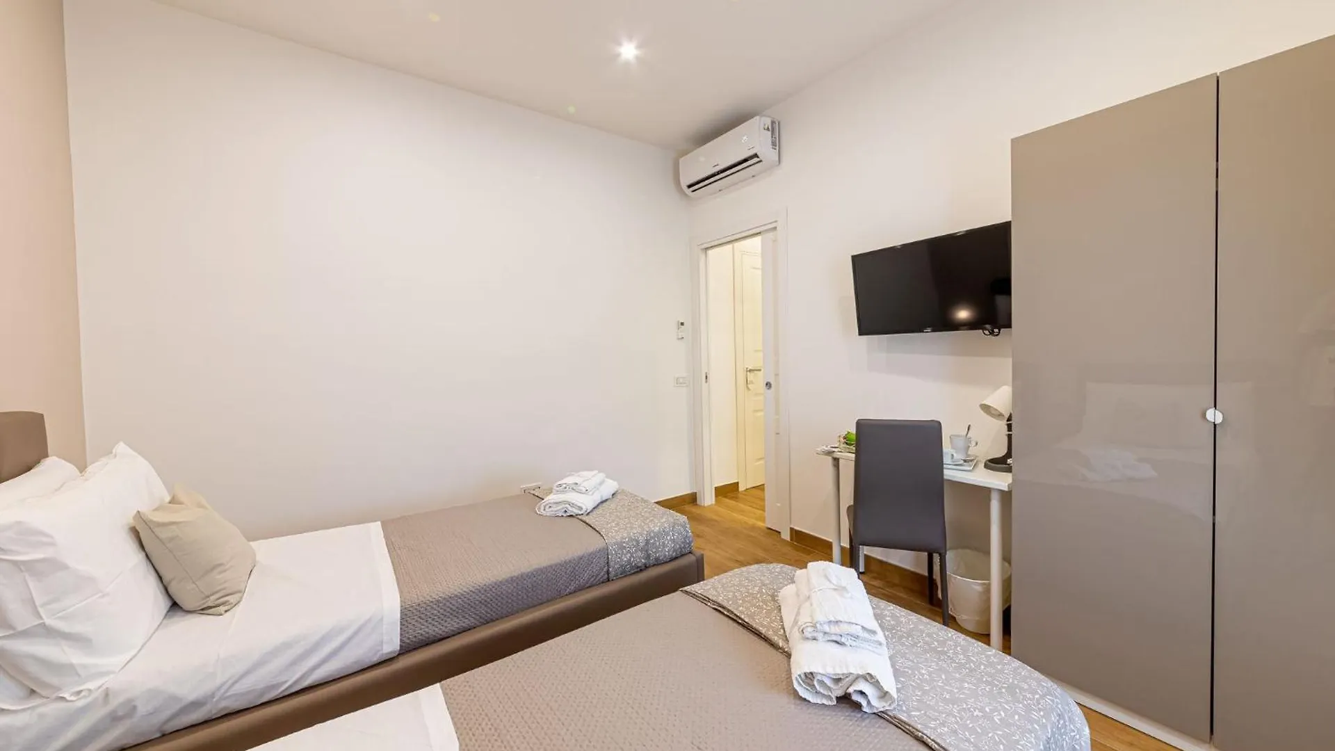 White Gold Bed & Breakfast Naples